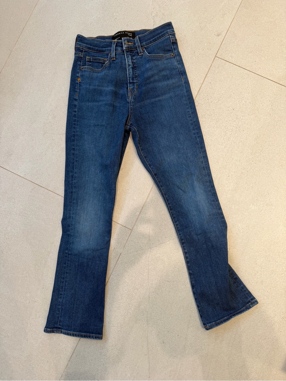 Veronica Beard Women’s high rise cropped Jeans in Dark Blue Denim